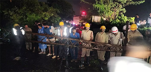 Main news Bantwal mobile tower uprooted amid heavy rain